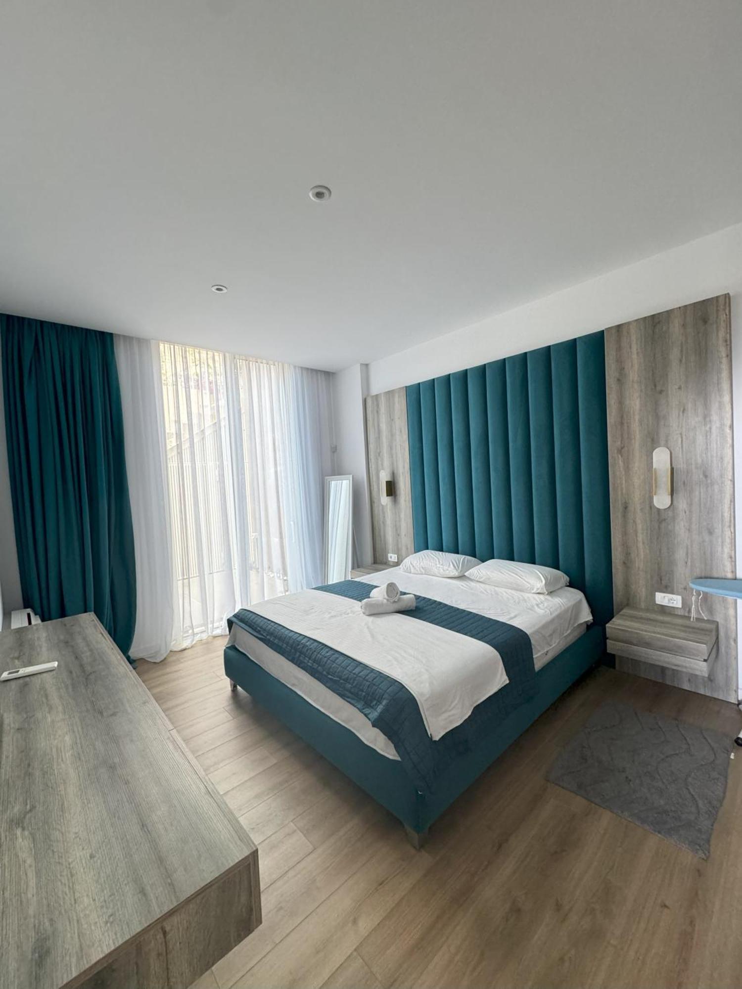 110-b Coast Apartament