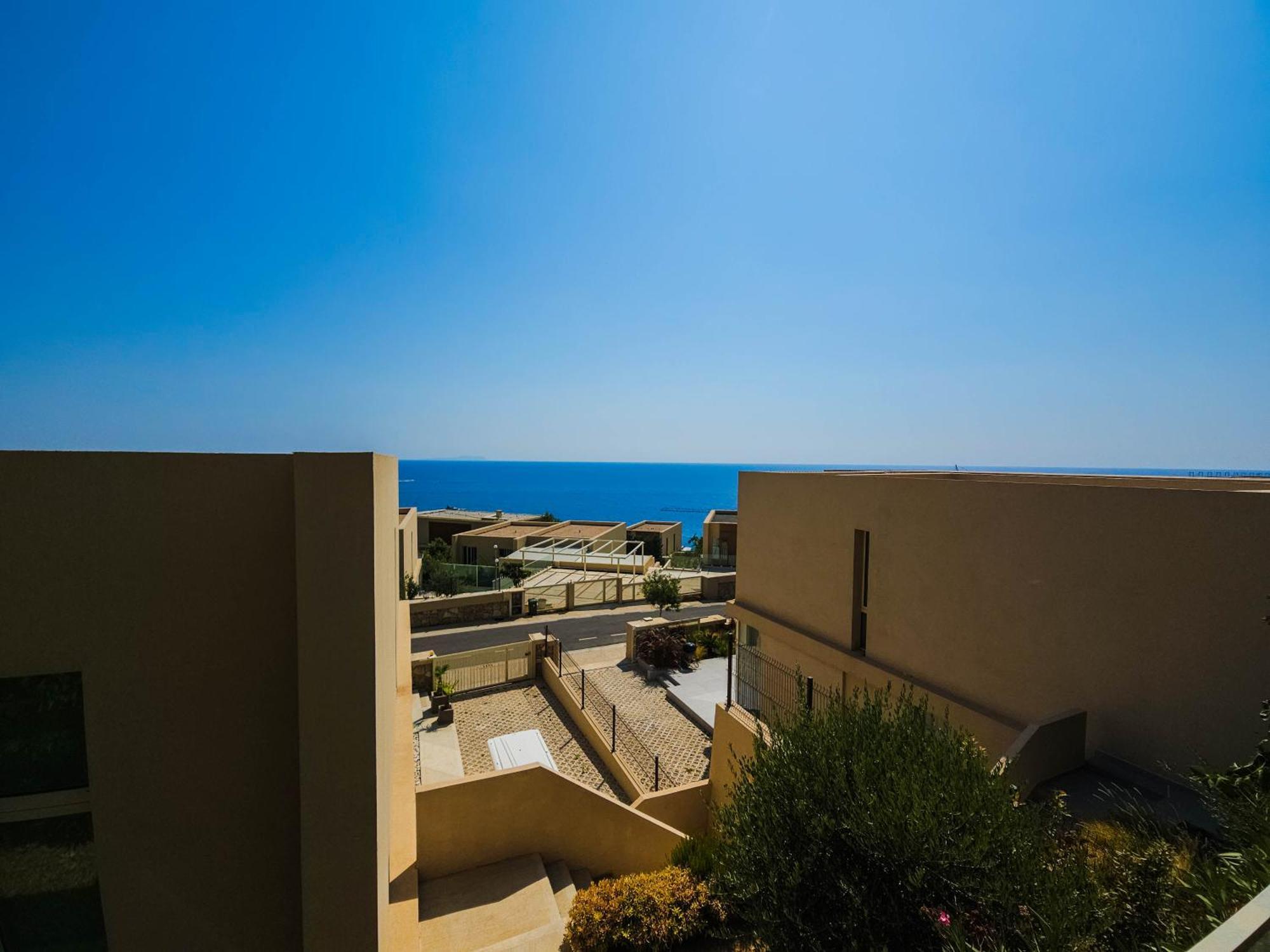 110-b Coast Wlora
